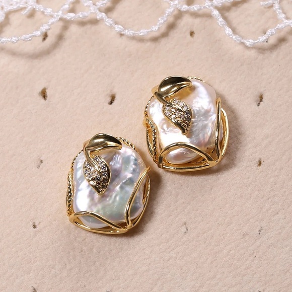 Large Baroque Pearl Earrings - authentic freshwater pearl stud earrings jewelry - Picture 6 of 9